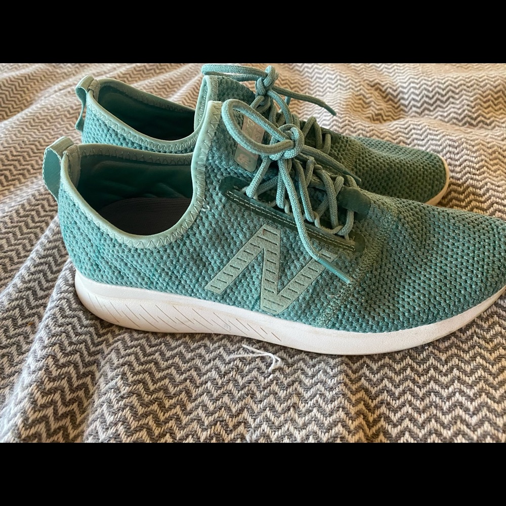 New Balance Tennis Shoes